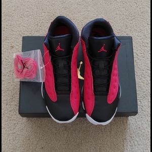 Air Jordan 13 Retro Low Very Berry